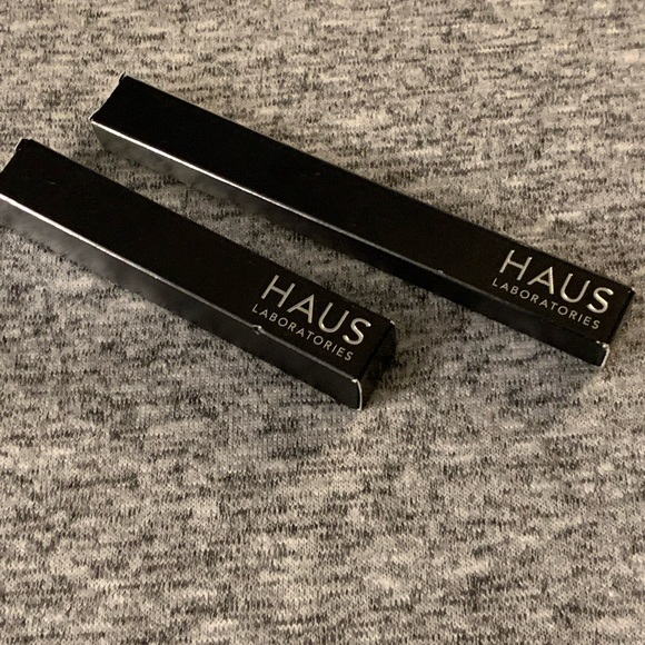 Hay’s Laboratories by Lady Gaga Le Riot Lip Gloss-Entranced Shine and Shimmer - Picture 1 of 2